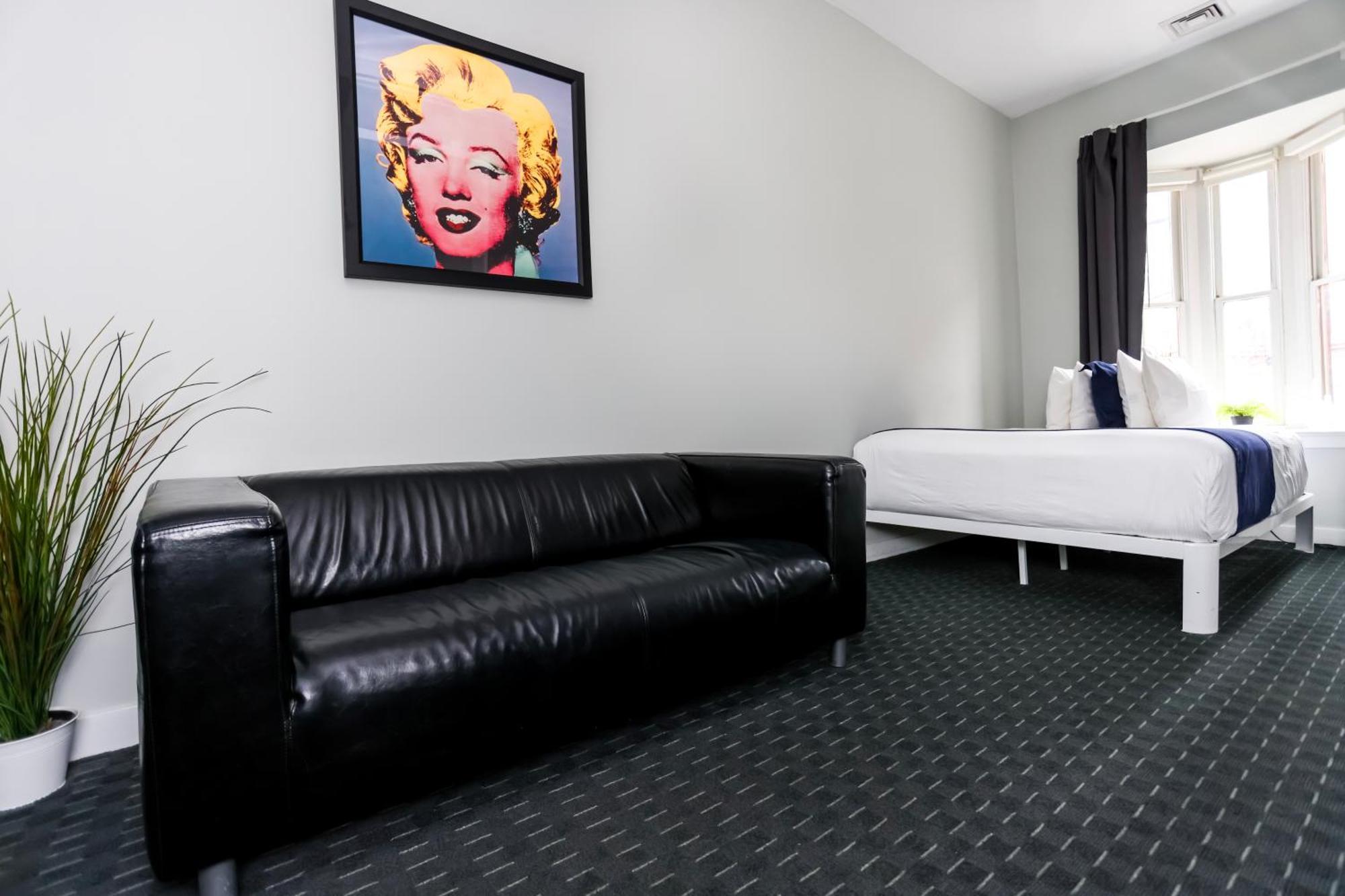 Stylish Studio On Newbury St #3 Бостон Экстерьер фото