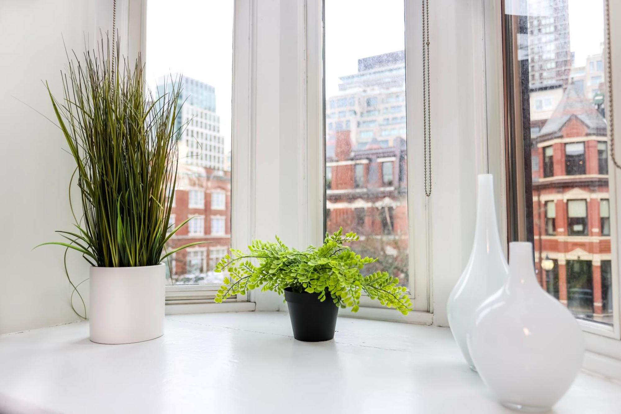 Stylish Studio On Newbury St #3 Бостон Экстерьер фото
