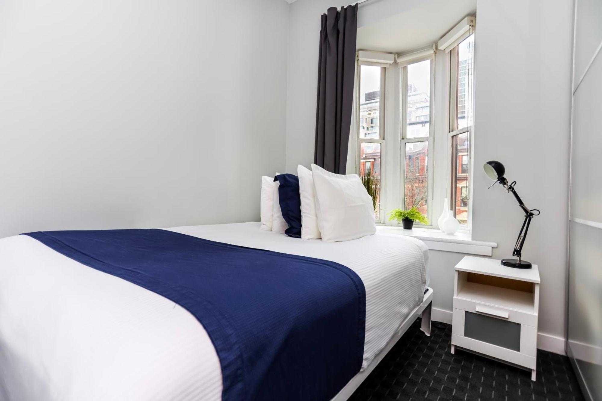 Stylish Studio On Newbury St #3 Бостон Экстерьер фото