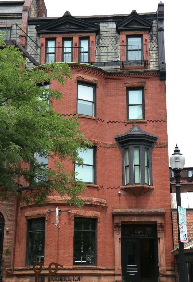 Stylish Studio On Newbury St #3 Бостон Экстерьер фото